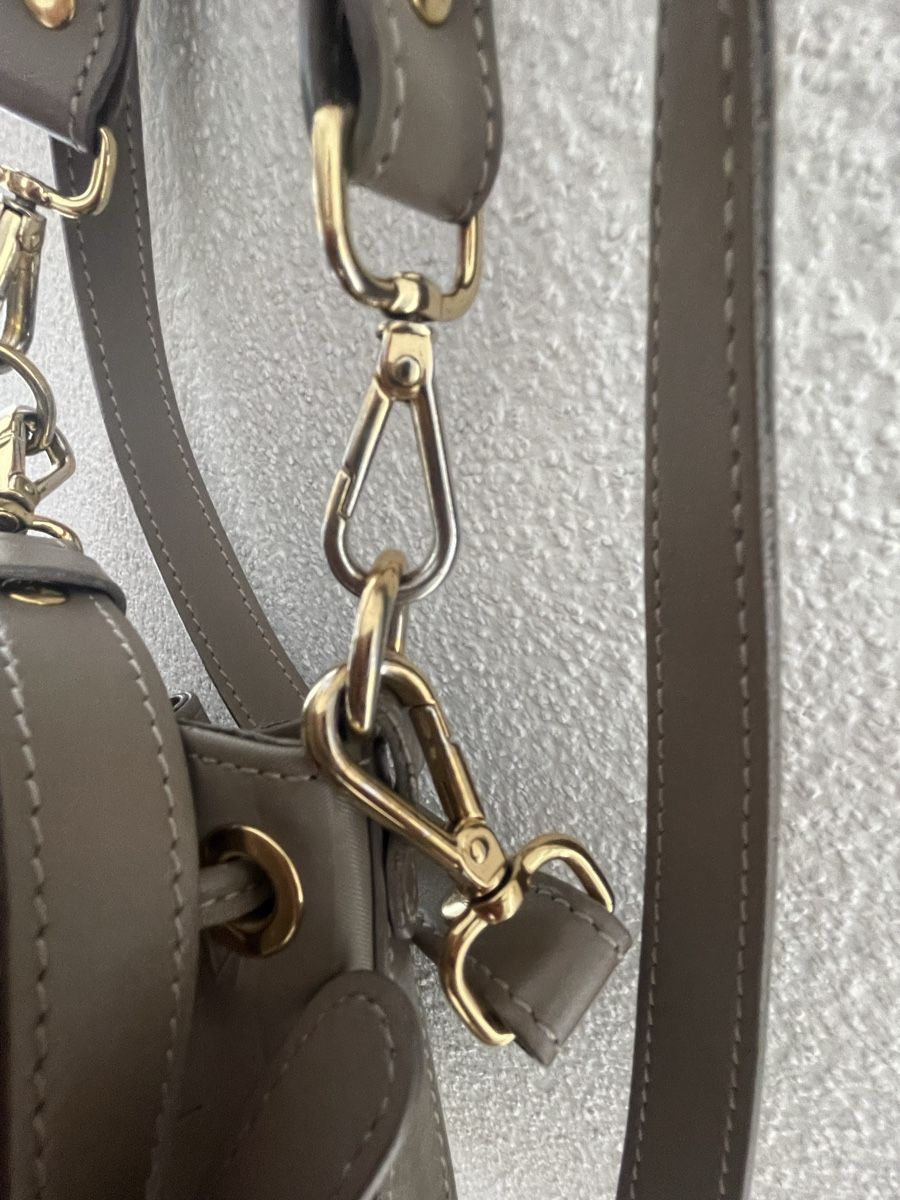 Maison Mollerus Sacs femmes: Maison Mollerus Beuteltasche in Taupe – D'occasion à Seuzach par raismais 4