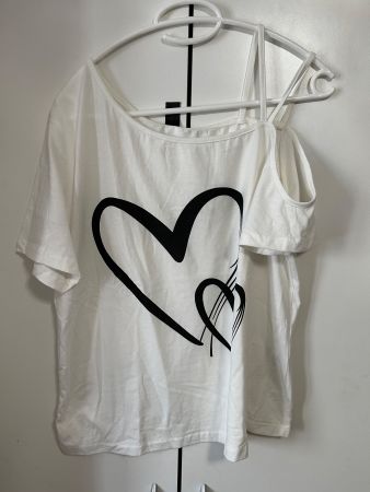 Damen T-Shirt EMERY ROSE Herz Motiv Weiss Grösse M