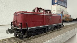 Trix express Diesellok V 100 DB H0 / DC