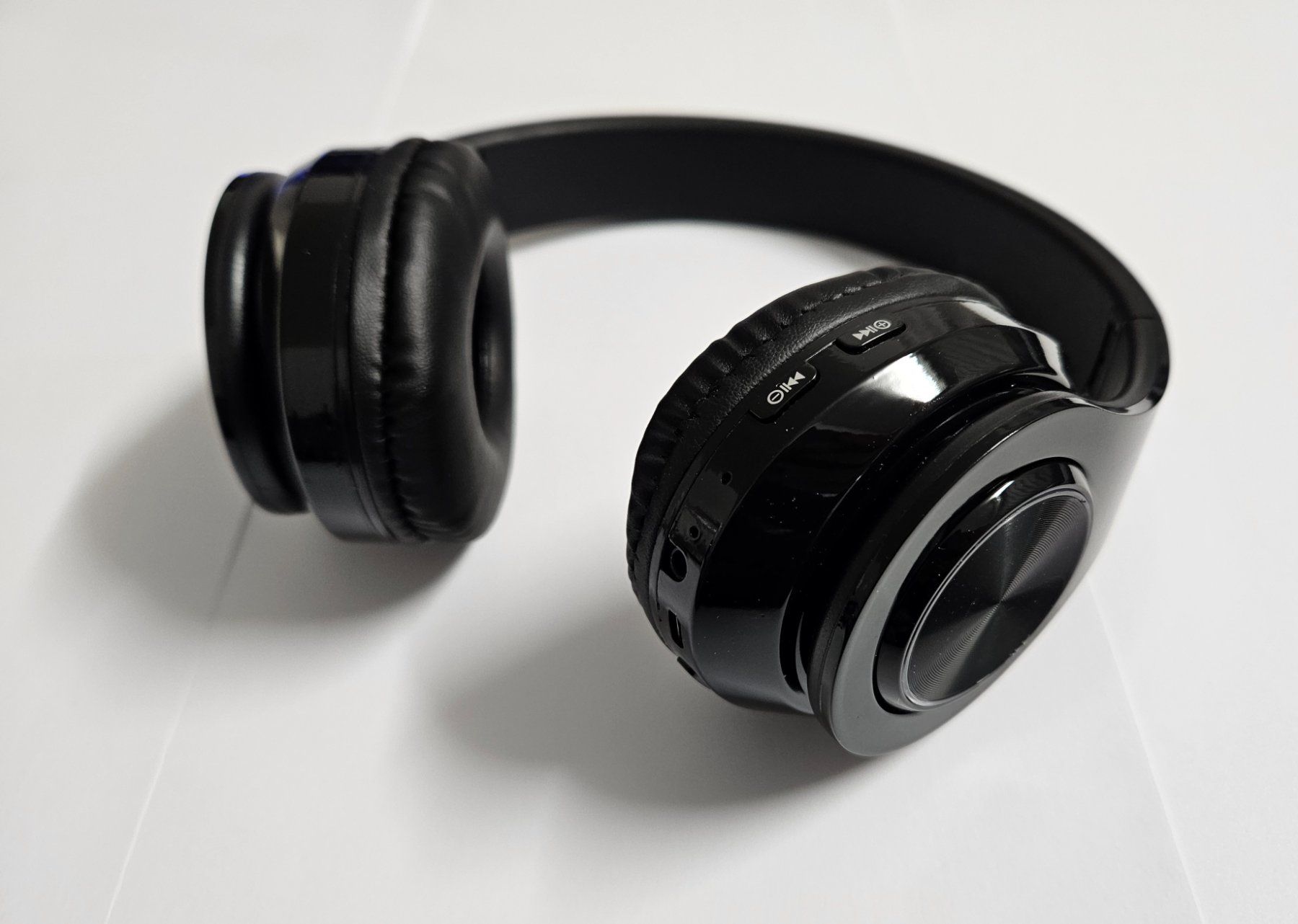 Kopfhörer: Bluetooth Wireless Kopfhörer / Headset   neu – Neu und originalverpackt aus Kreuzlingen von RahMal 5
