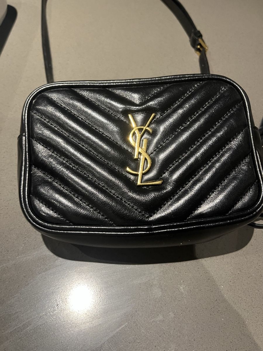 Saint Laurent Borse da donna: Yves Saint Laurent Gürteltasche – Nuovo (secondo la descrizione) da Ebikon venduto da loy_wjg6 1