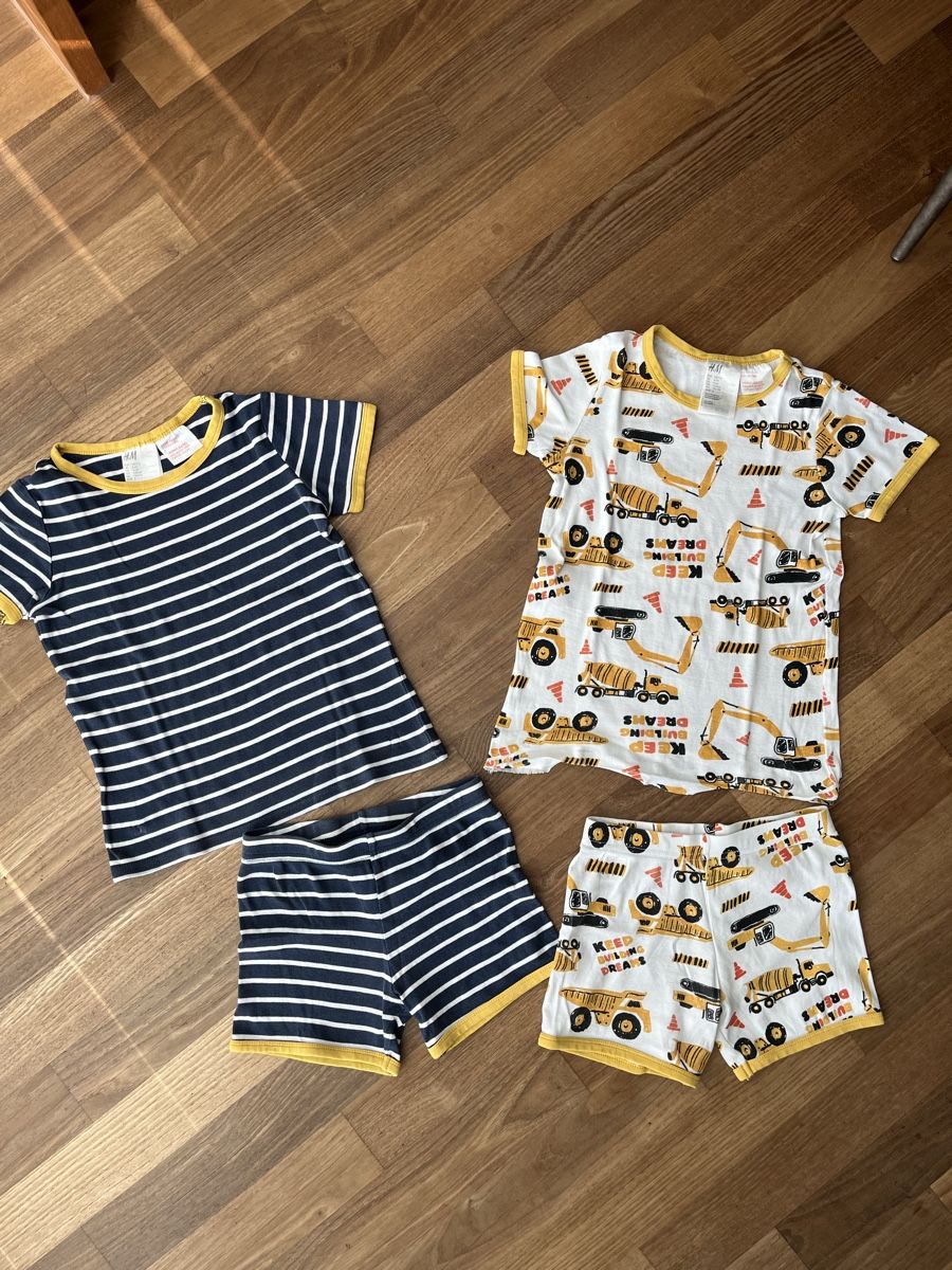 H&M Pyjamas: 2 Pyjama kurz 110 – D'occasion à Luzern par Aldabema