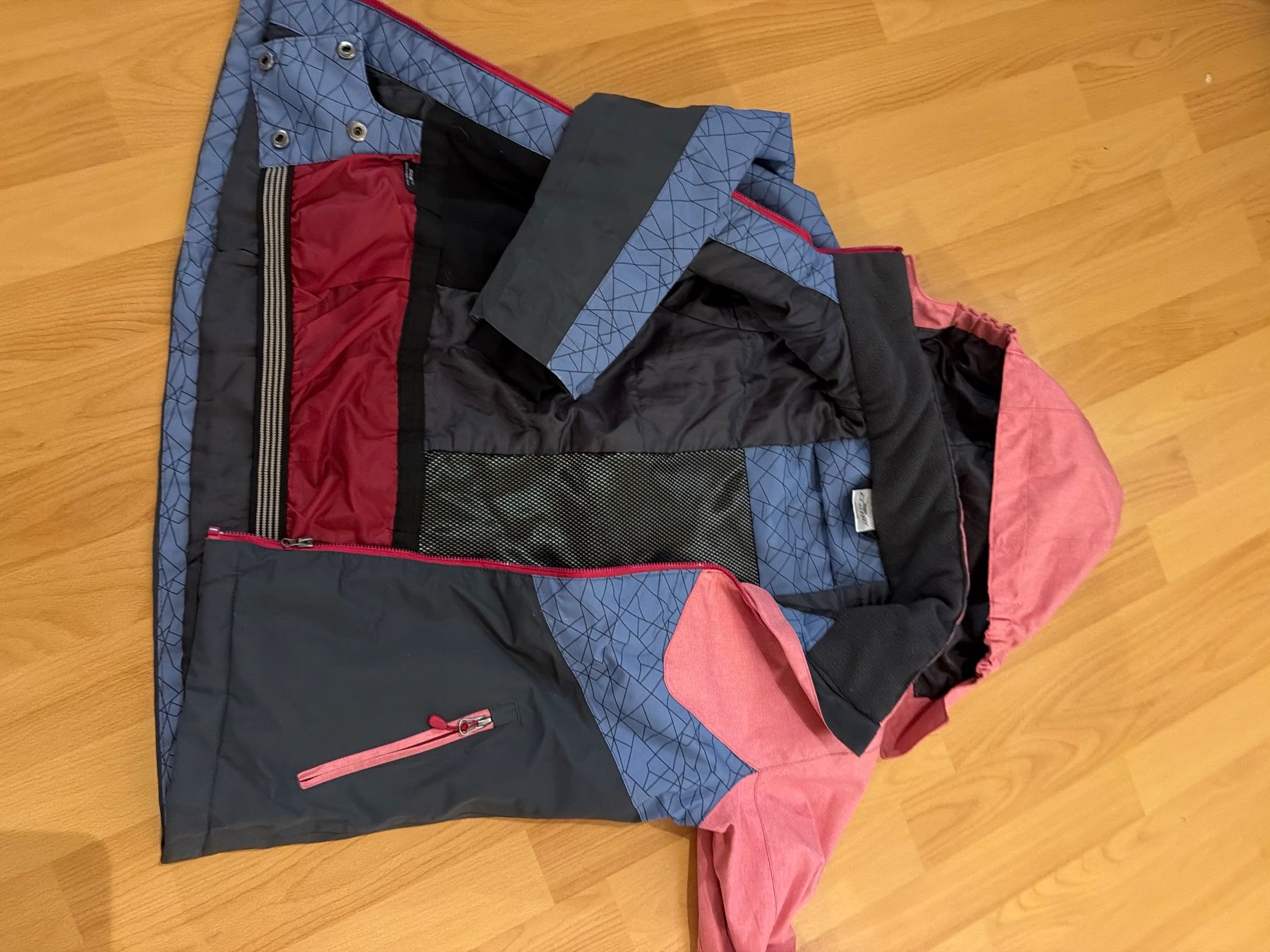 Anzüge: Skijacke & Hose – Gebraucht aus Hofstetten SO von DavidJenny 3