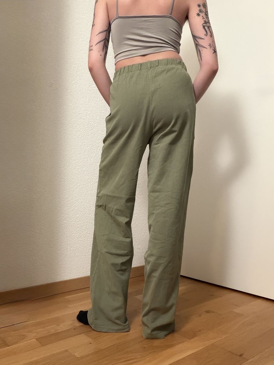 Pull&Bear Pantalons: Pantalon Large Lounge Cosy Pull&Bear – D'occasion à Cortaillod par Glltn.leane 1