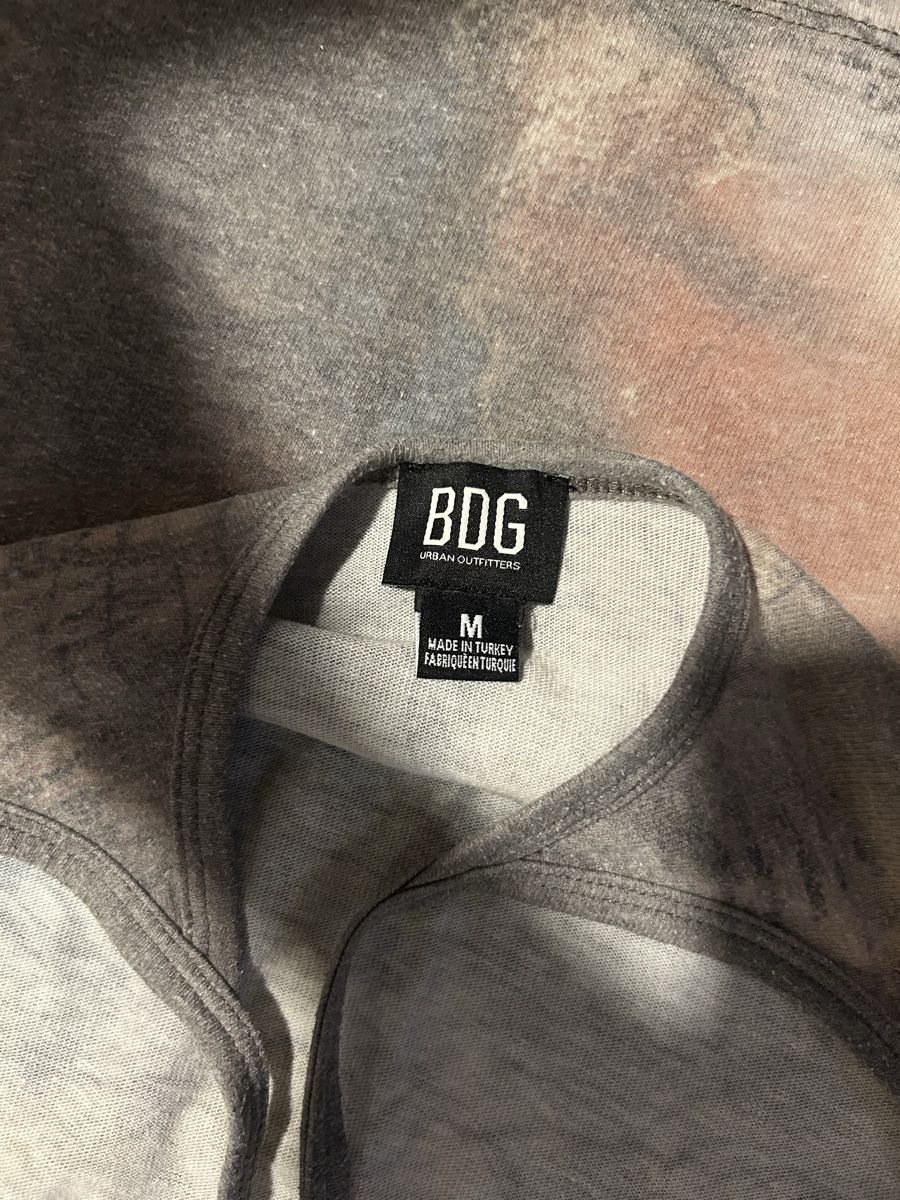 Urban Outfitters Top: BDG Top – Usato da Basel venduto da lenarrari 3