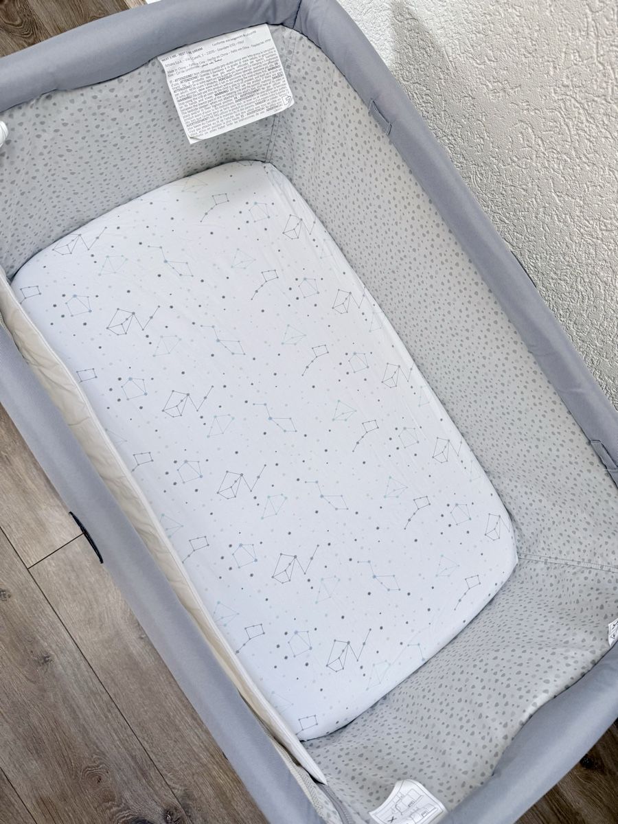 Chicco Betten: Chicco Newborn Baby Bed, mattress protector + 2 sheets – Neu (gemäss Beschreibung) aus Bière von kat_m2qn 8