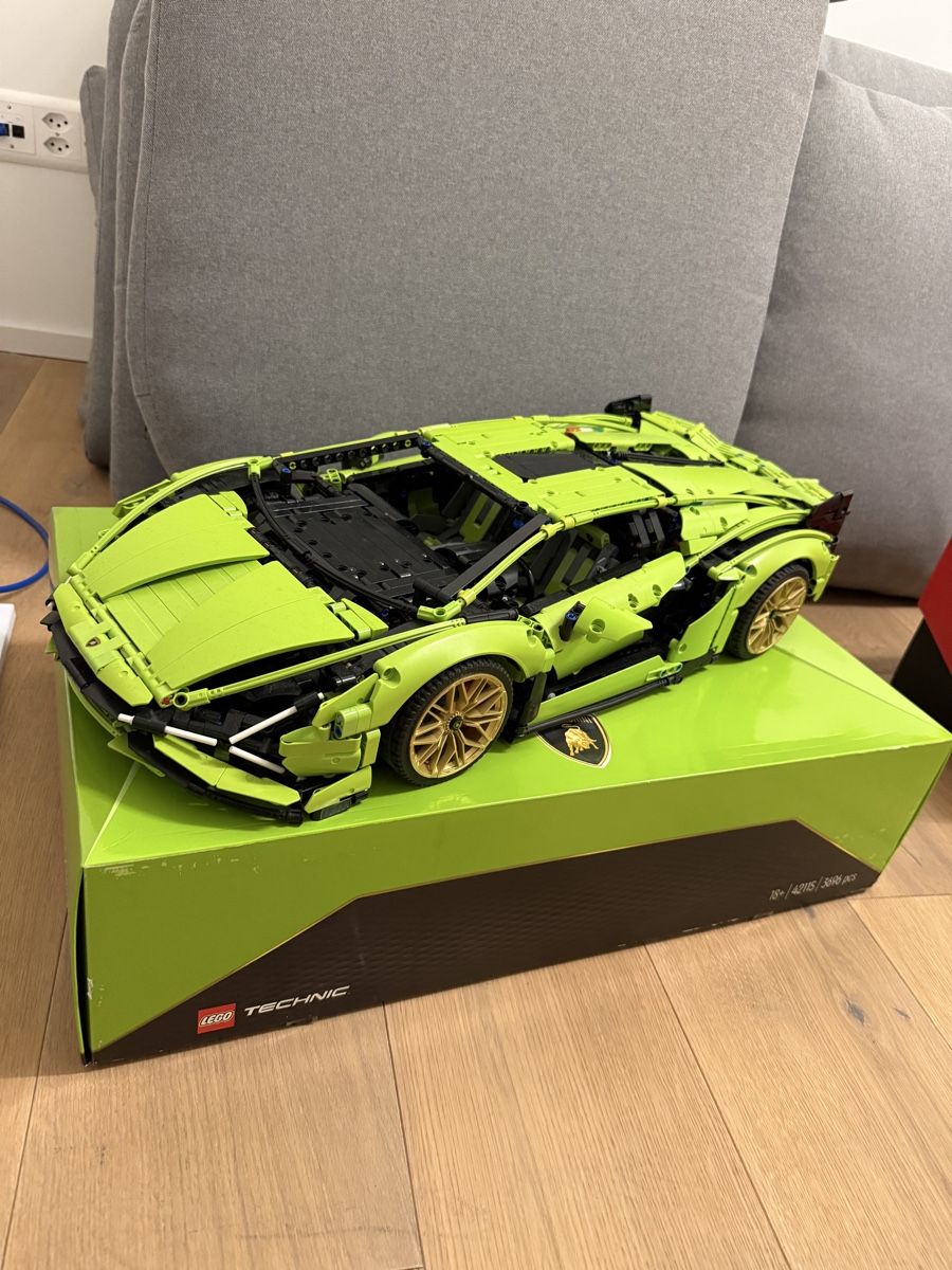Lego Kit di costruzioni: Lego Technic Lamborghini Sian 42115 aktionspreis!! – Usato da Untersiggenthal venduto da zueercher