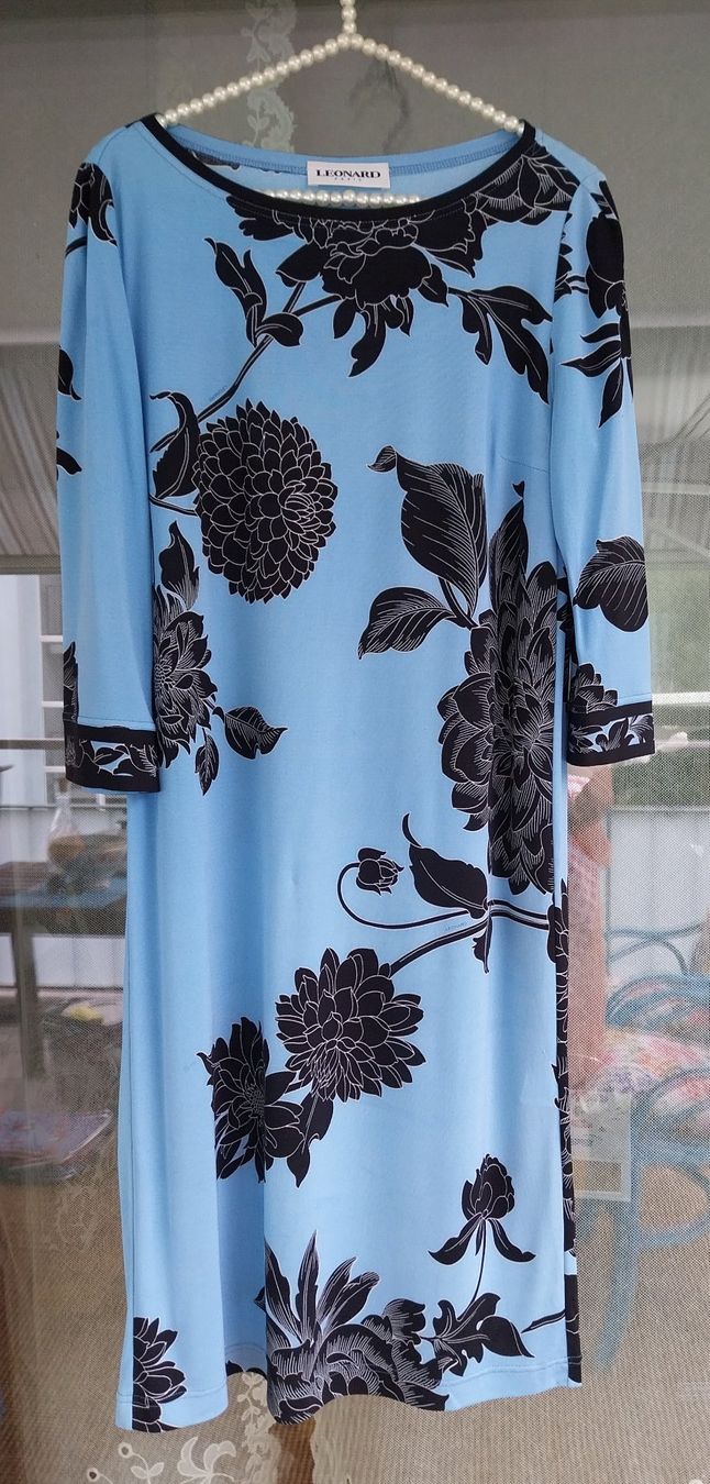 Vestiti: Seidenkleid LEONARD PARIS,Ch-Gr.40, 210 Fr. – Usato da Bülach venduto da reguskon