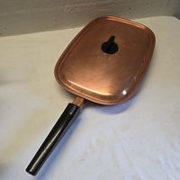 Kupferpfanne mit Deckel, rechteckig..