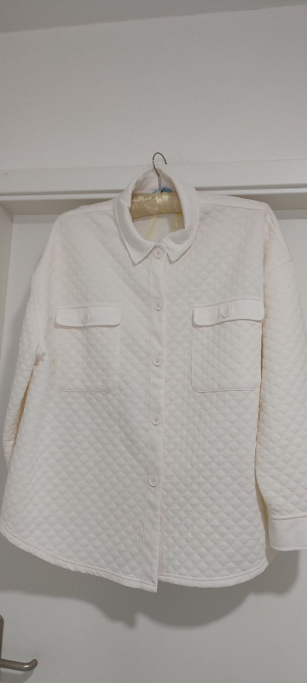 Jacken: Gilet matelassé blanc – Neu (gemäss Beschreibung) aus St-Cergue von Neviana