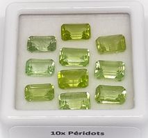 10x Péridots EM 6x4 mm - Valeur 250.- Fr