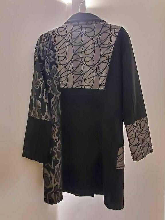 Cappotti: Manteau noir et gris – Usato da Chancy venduto da Sooeg_01 2