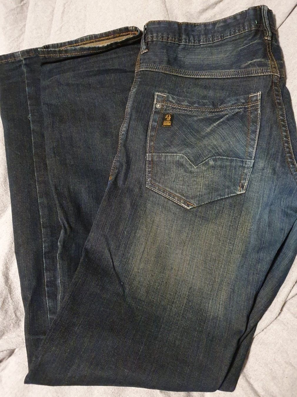 C&A Jeans: Jeans von C&A (HERE & THERE) – Usato da Muttenz venduto da pixopus 9
