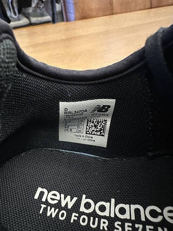 New Balance Scarpe da uomo: New Balance MRL247 Sneaker schwarz – Usato da Ried b. Kerzers venduto da MADRIDISTA_CM 1