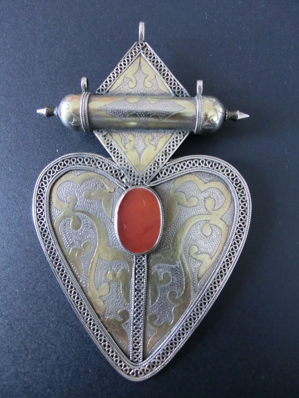 Ciondoli: ANTIKER  BRUSTSCHMUCK  DER  TURKMENEN – Usato da Basel venduto da wyba44