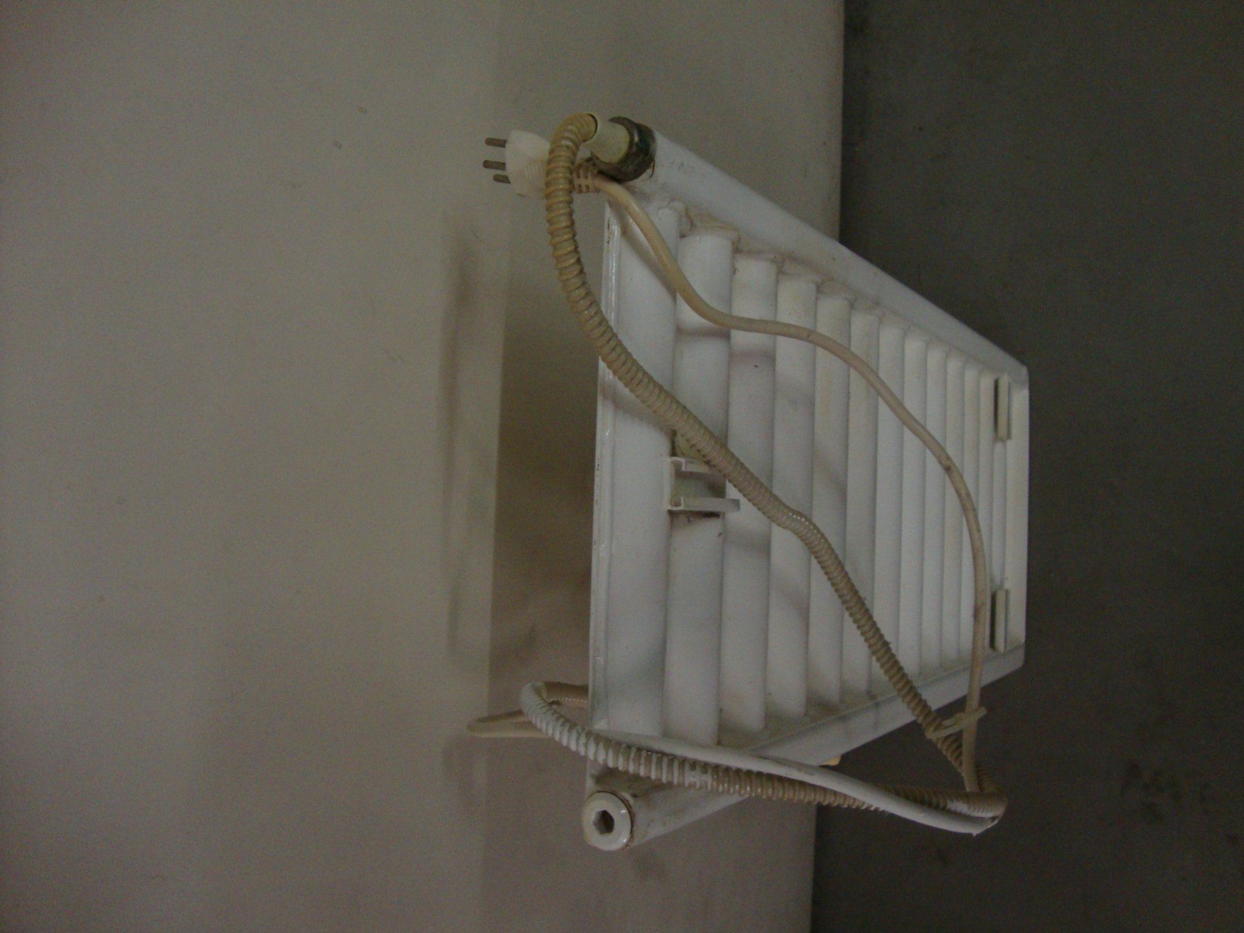 Heizgeräte: Radiator – Gebraucht aus Niederhasli von Hasli85 5