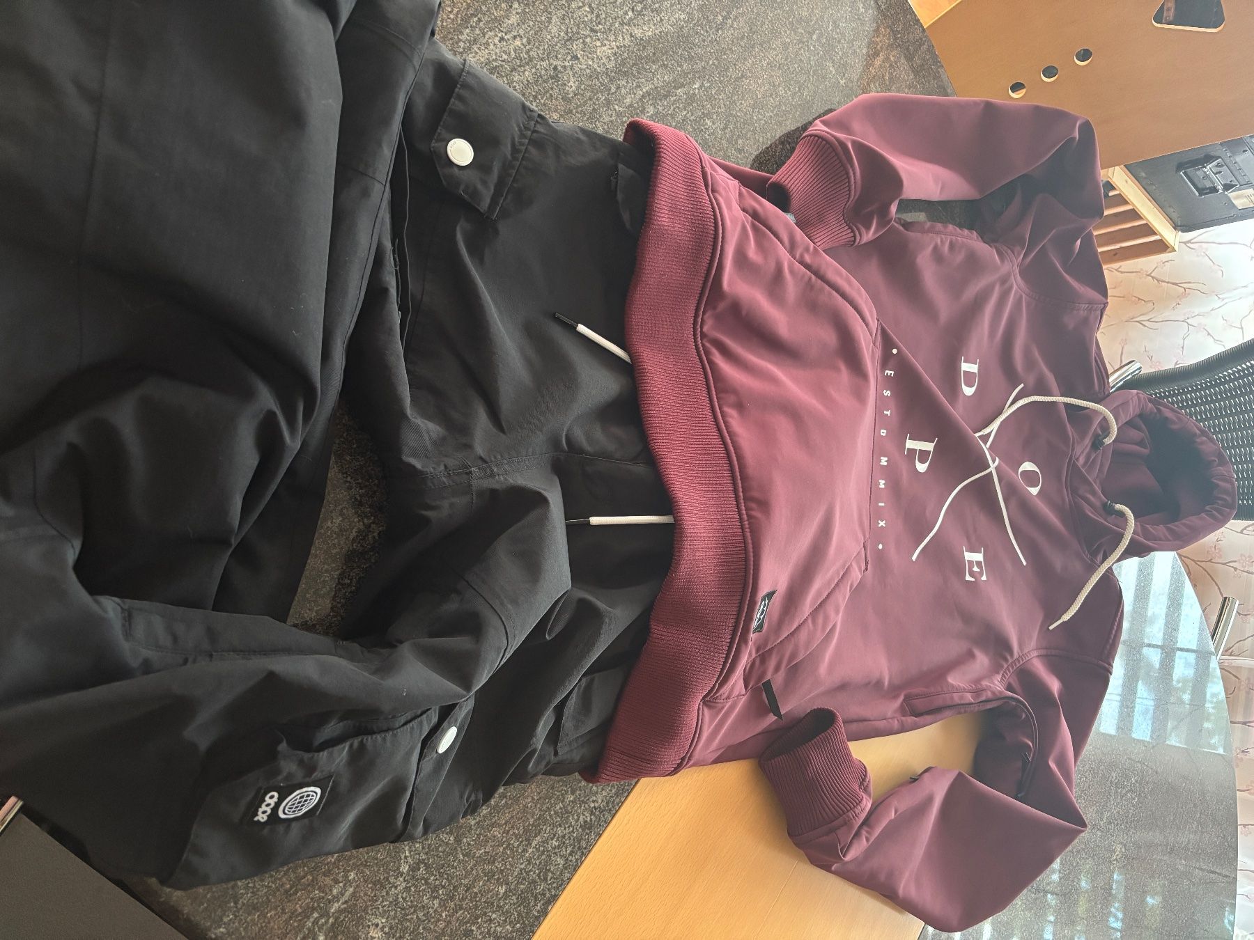 Completi & Tailleur: Dope Skianzug Gr.S – Usato da Hasliberg-Hohfluh venduto da Adbu13