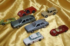 (60) Alte Spielzeug Autos Metall Divers im SET