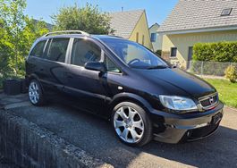 Opel Zafira 2.0L OPC, 233PS