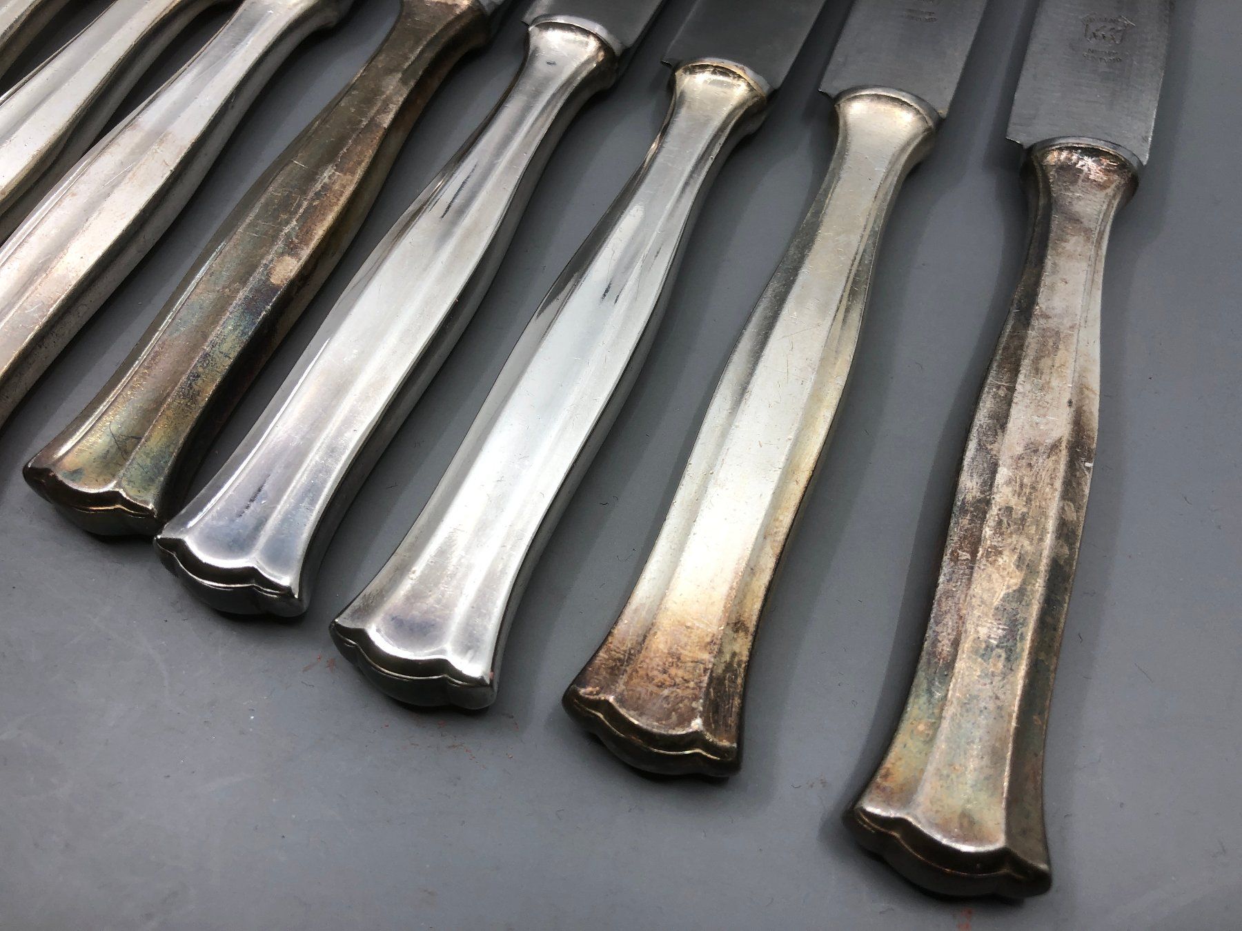 Posate: 10 Tafelmesser versilbert Wellner Jugendstil Modell 520 Joha – Usato da Basel venduto da Tiabeanie 2
