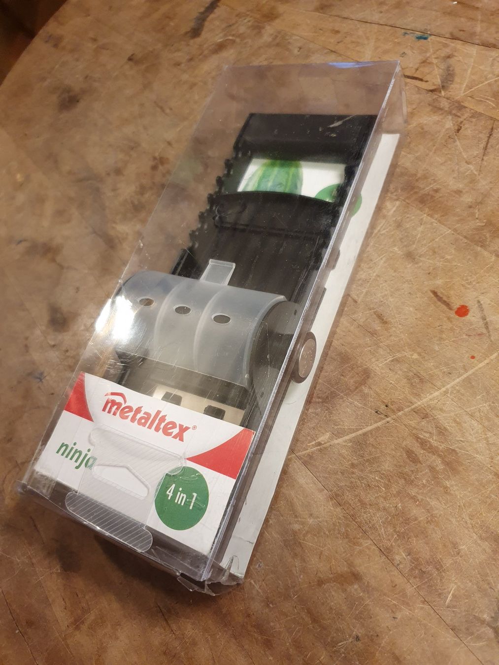 Elettrodomestici da cucina: Metaltex Ninja Gurkeraffel – Usato da Zürich venduto da loosebone 4