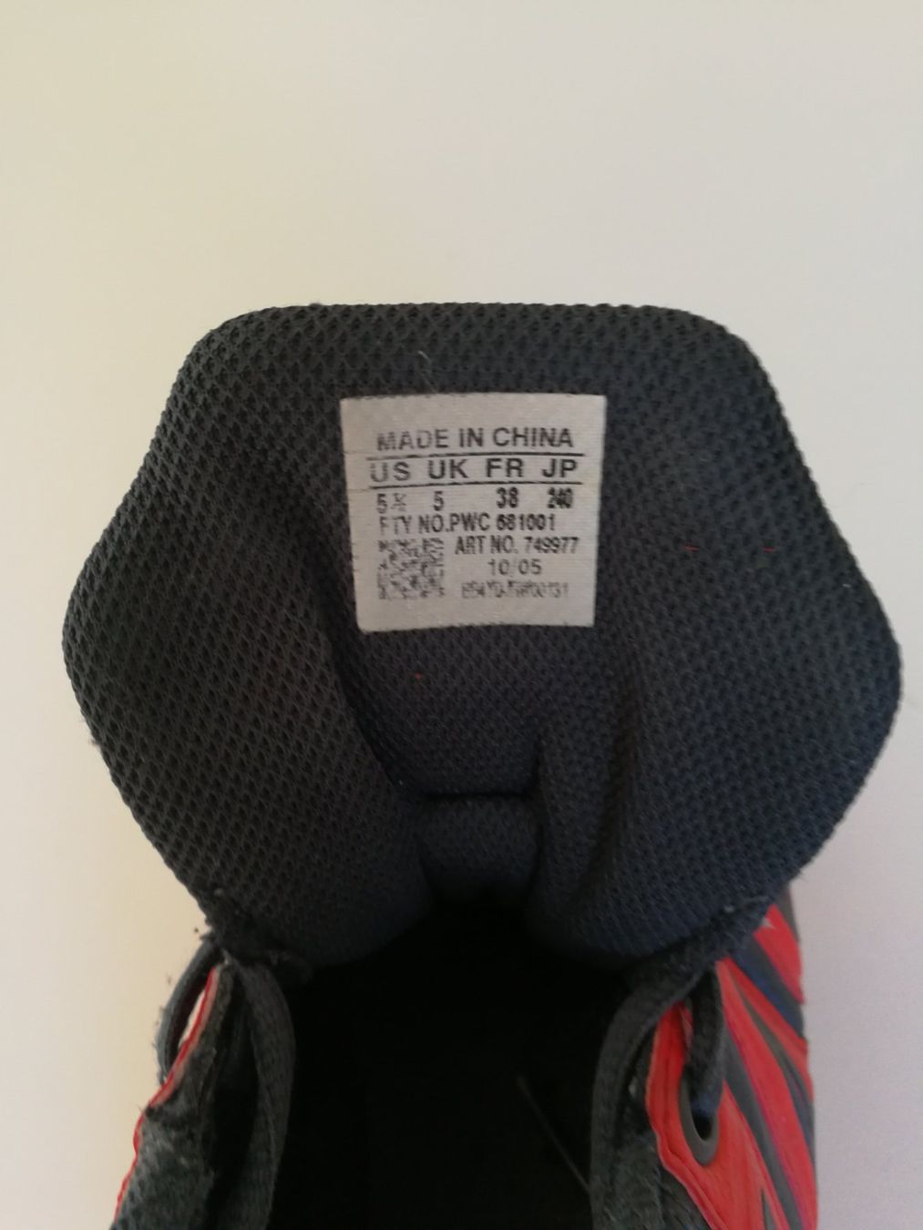 Adidas Scarpe da uomo: Adidas Hallenschuh, Grösse 38 – Usato da Davos Platz venduto da Canada1995 2