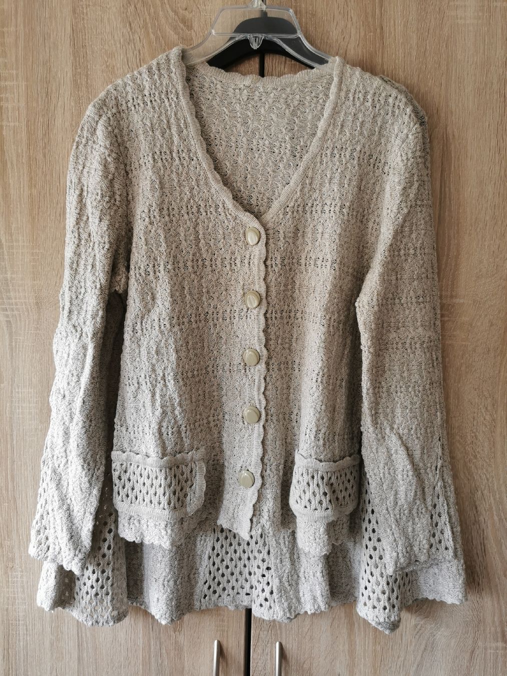 Costumi: Leinen Damen Kostüm Gr M – Nuovo e nell'imballaggio originale da Schlieren venduto da vlalif