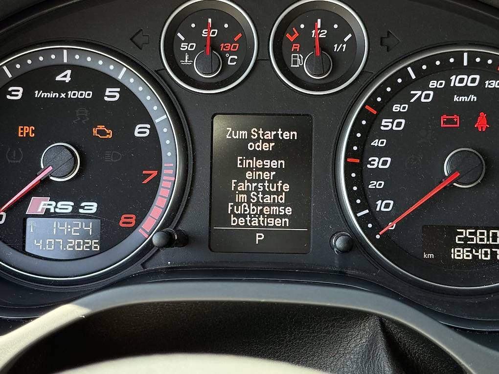 Automobili: Audi RS3 Quattro Sportback Alcantara – Usato da Stein am Rhein venduto da Crystalina 3