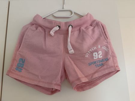 Süessi kurze Sommer-Hose, Stitch & Soul, Gr. S Top!