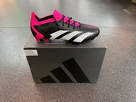 Adidas Nocken Gr. 40 2/3 Innensohlenlänge 25.5 cm