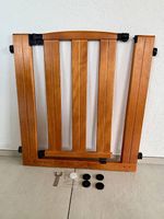 Kindertürschutzgitter aus Holz