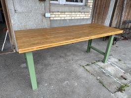 Massiver Werkstatttisch, Werkbank - Top Zustand!