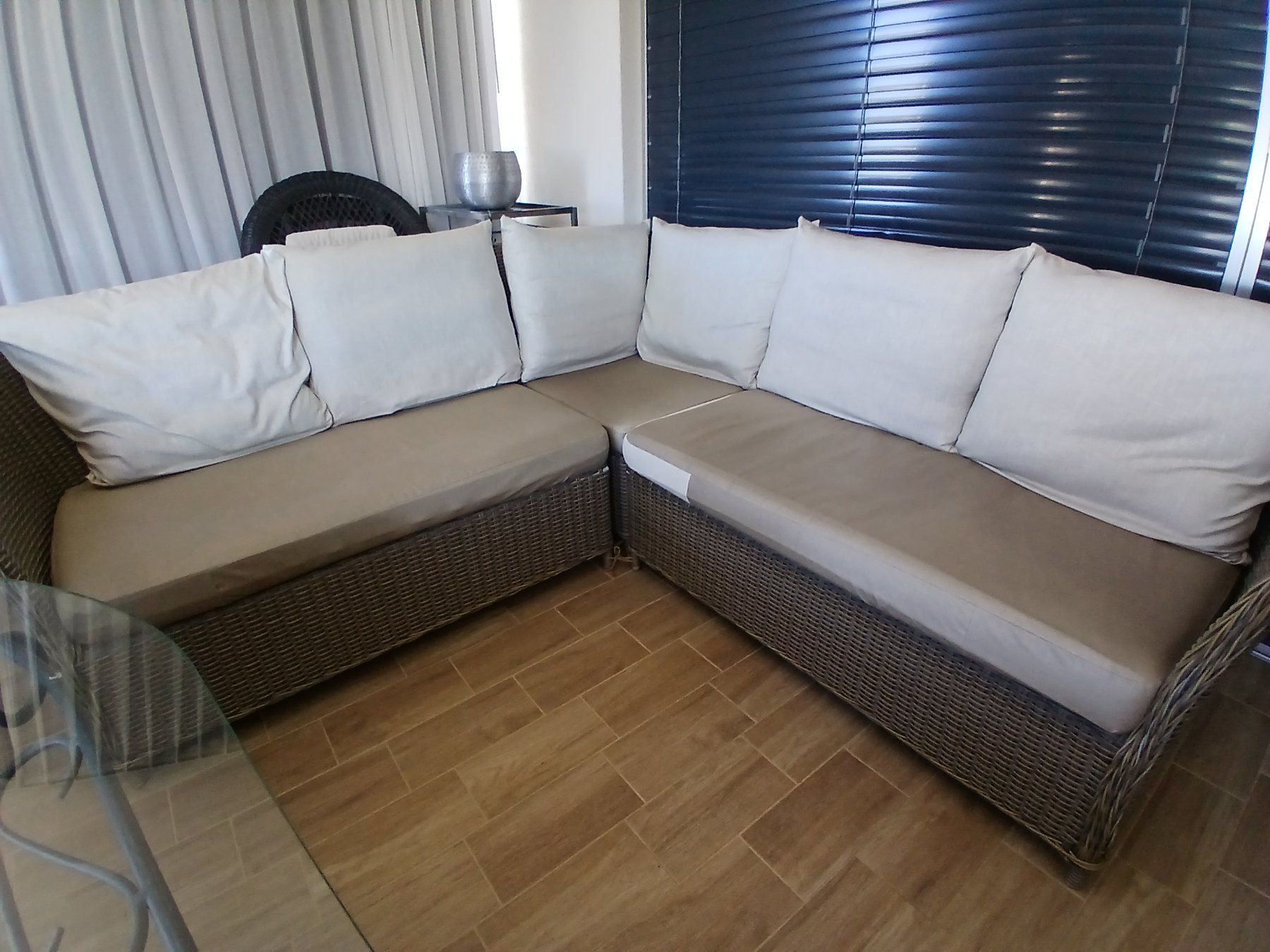 Sofas: Garten/Balkon Lounge – Gebraucht aus Lyss von Joeljambo