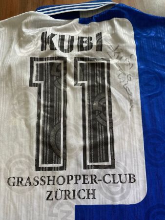 FUSSBALL GC KUBI SIGNIERT