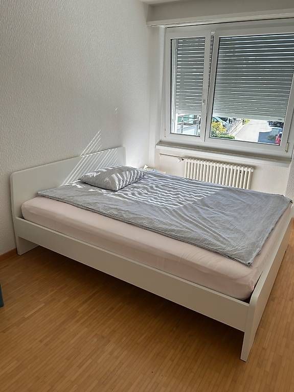 Betten: Schlichtes Doppelbett inkl. Matratze – Gebraucht aus Zürich von evelin10