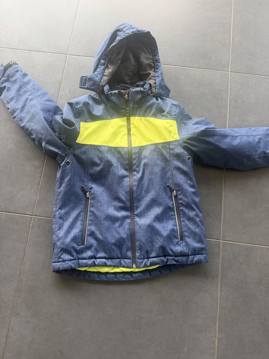 Vestes & Manteaux: Winterjacke Raintex Gr. 152, – D'occasion à Feldbrunnen par cleo09