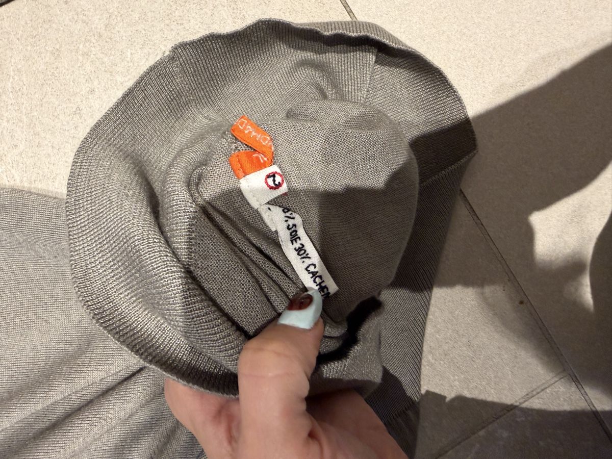 Ensoie Maglioni & Felpe: Ensoie Pullover – Usato da Zürich venduto da cha_y9x8 3