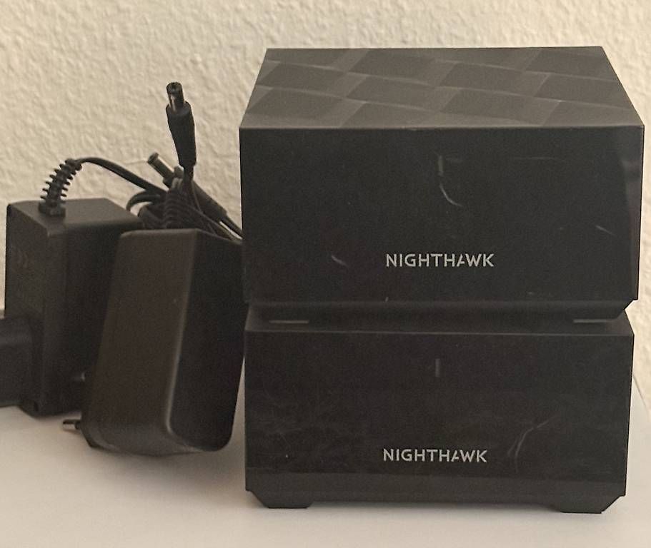 Netgear Modem & Router: Netgear Nighthawk Mesh WiFi 6 – Usato da Genève venduto da Hart_CH80