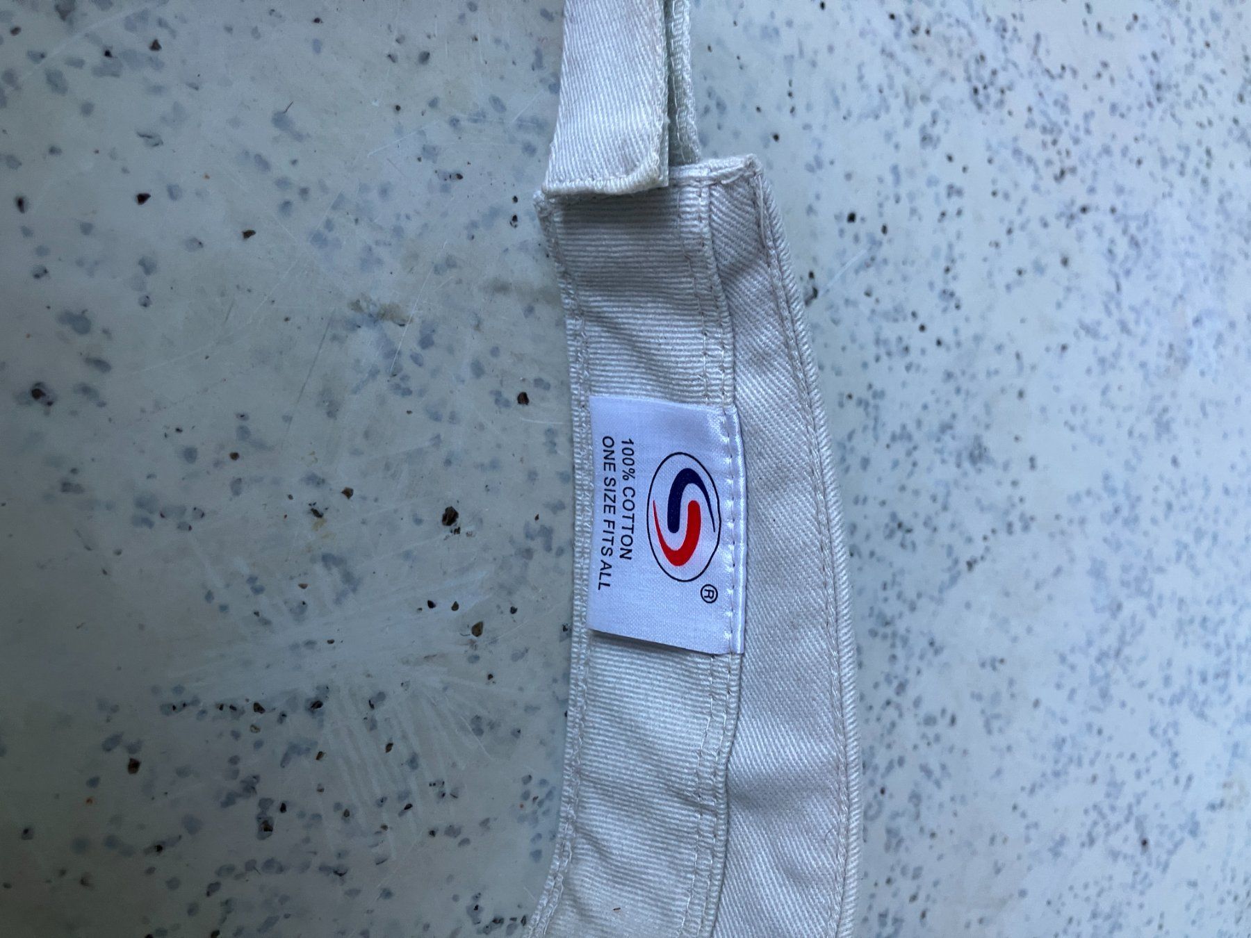 Altro in  Abbigliamento & Accessori: Viso Cap – Usato da Zürich venduto da Blackbelt37 1
