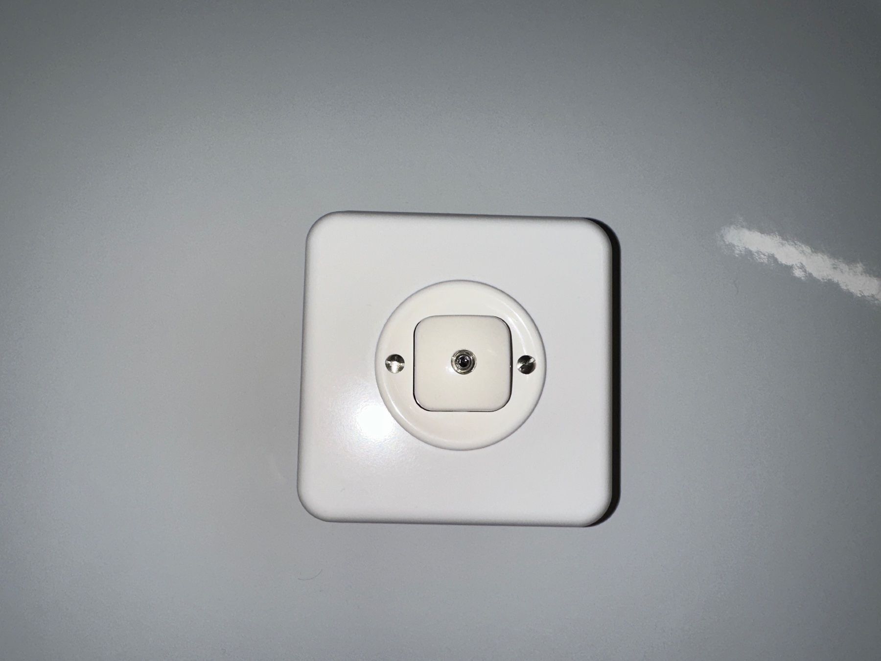 Legrand Interruttori: Legrand Leuchtschalter Schema 3 UP – Usato da Münsingen venduto da Rohej02