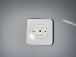 Legrand Leuchtschalter Schema 3 UP