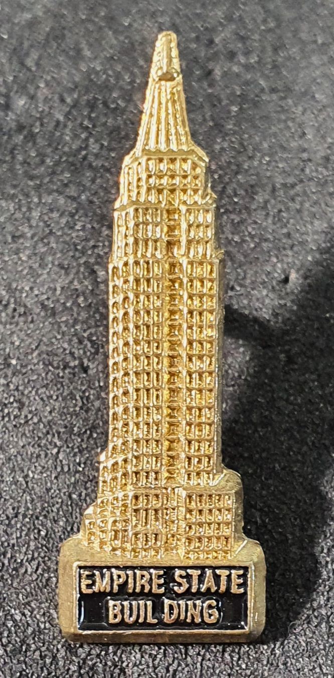 Baukästen: U396 - Pin Empire State Buil Ding – Gebraucht aus Reinach BL von Boston-Verkauf 1