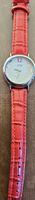 Elegante Damenuhr mit rotem Lederarmband - Top Zustand!
