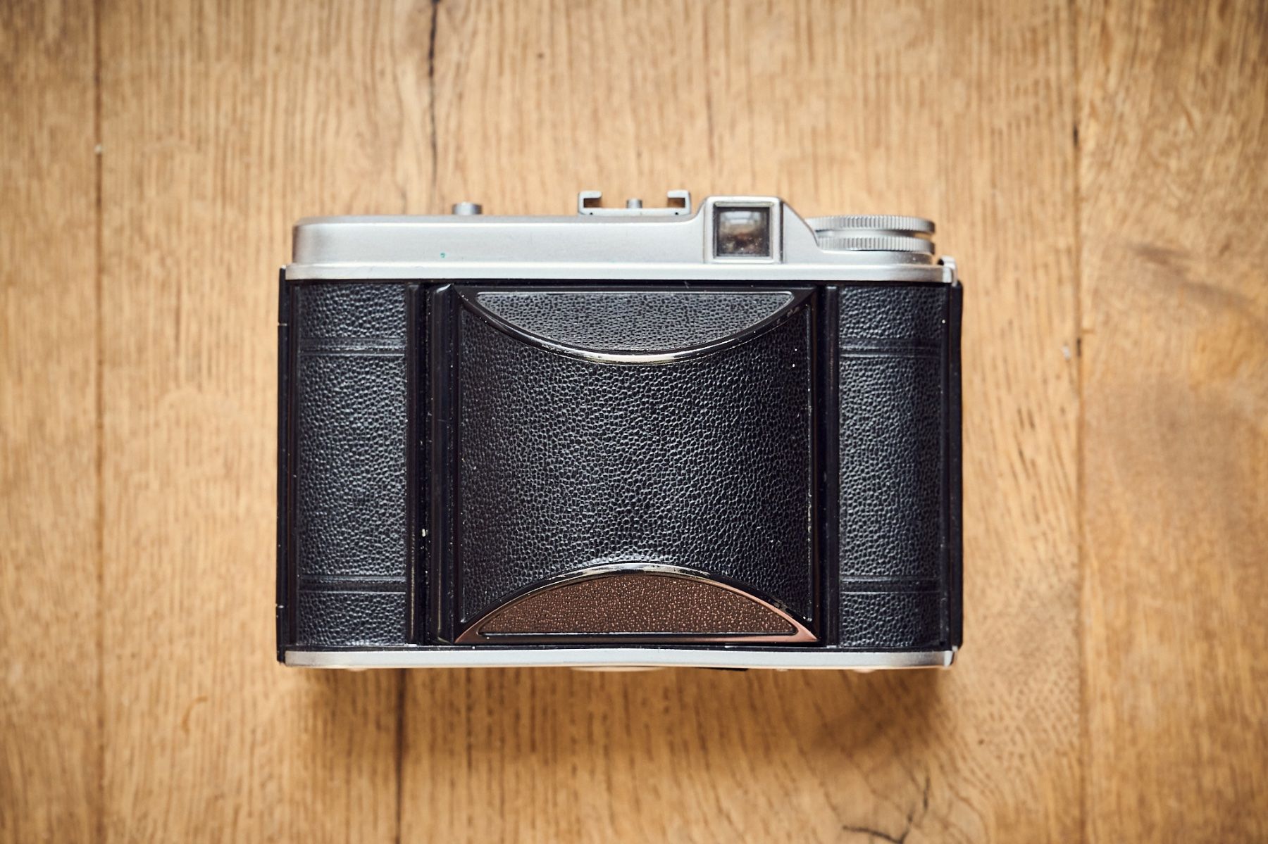 Voigtländer Fotocamera: Voigtländer Perkeo I Mittelformatkamera – Usato da Zürich venduto da neon_studio_zuerich 2