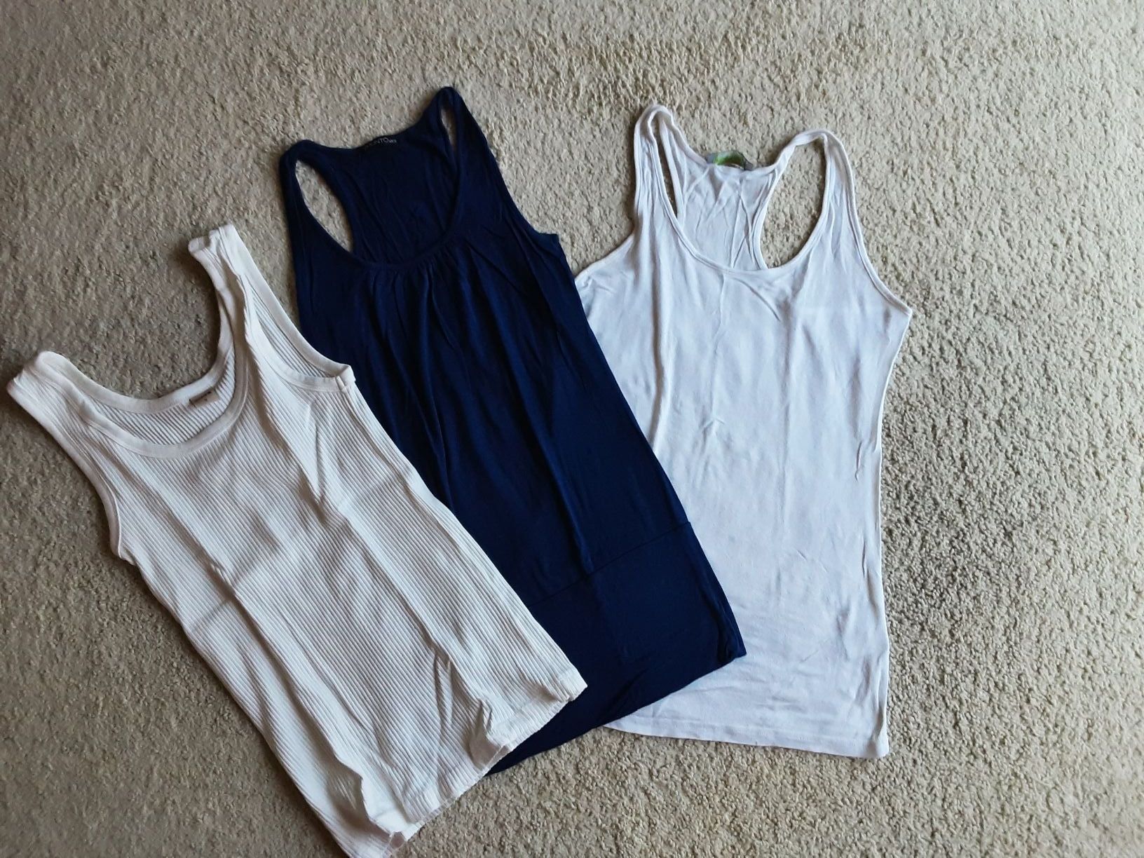 Lotti di vestiti: 12 Damen Sommer Tops und Shirts Gr. S – Usato da Altdorf UR venduto da Brandli 1