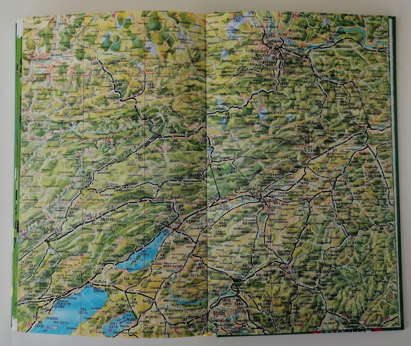 Libri: Grosser Eisenbahn-Atlas Schweiz – Nuovo (secondo la descrizione) da Löhningen venduto da wit_zcl6 9