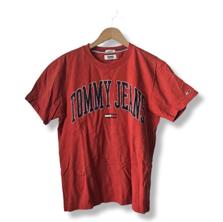 T-shirt Tommy Jeans rouge taille M