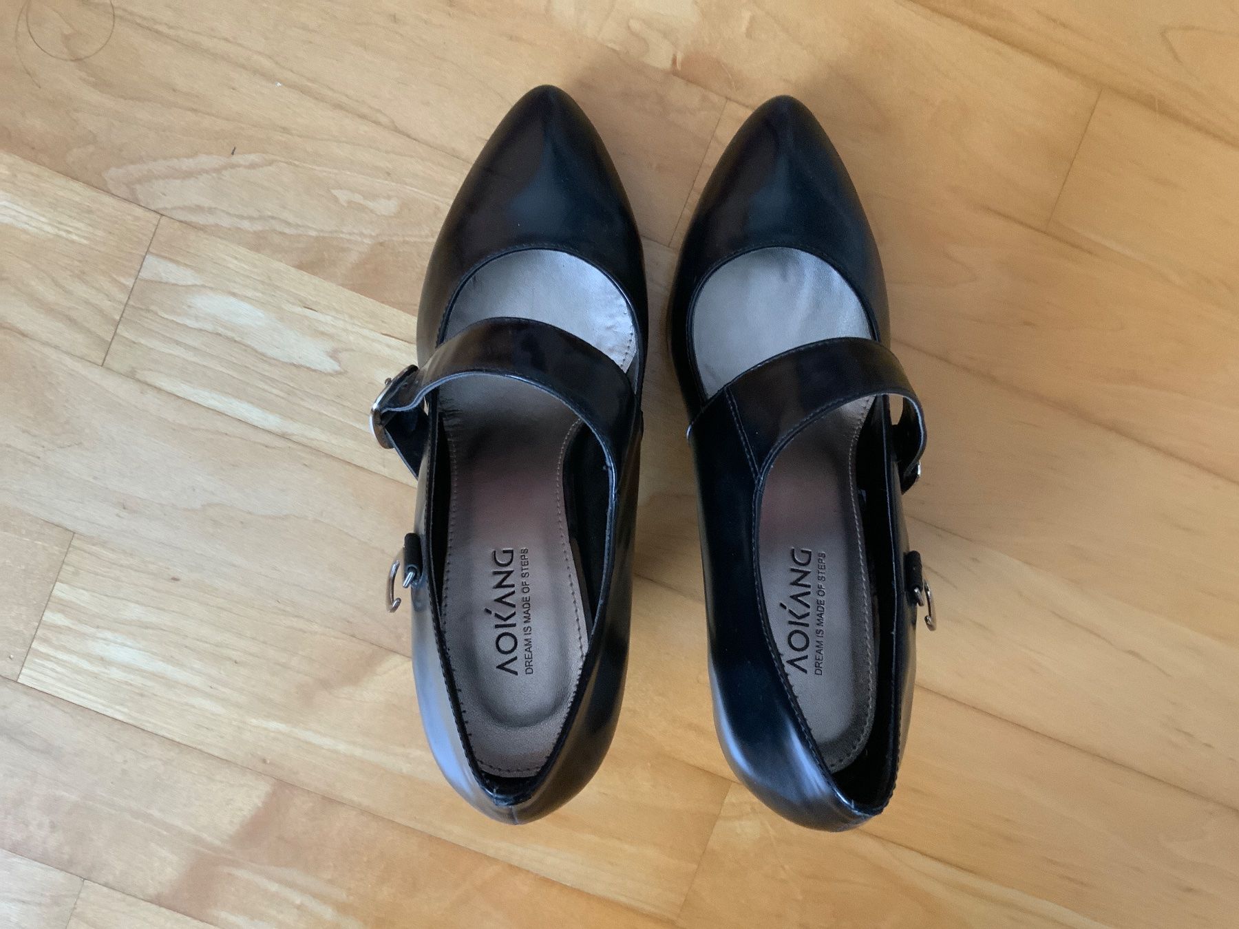 Scarpe da donna: Damenschuhen, neu, Echtleder – Nuovo (secondo la descrizione) da Dottikon venduto da X890