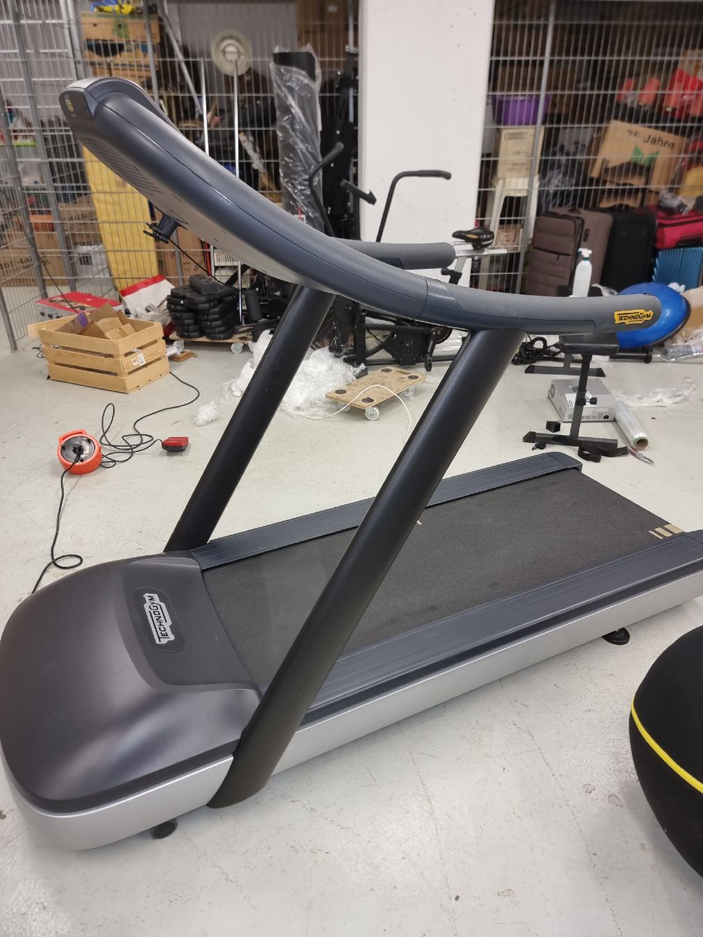 Technogym Hometrainer: Laufband Technogym Run 600 – Gebraucht aus Aarau von Aboudx 4