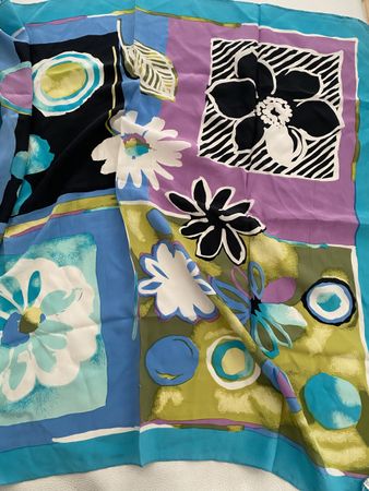 Seiden Foulard 🌸